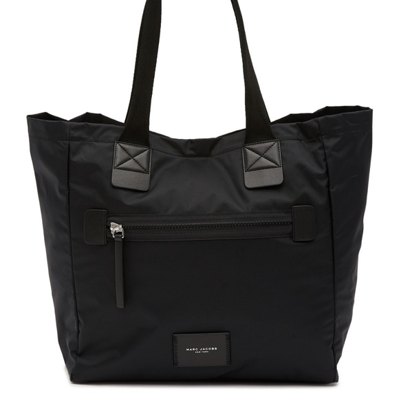 Marc Jacobs Handbags - Marc Jacobs Tote Bag